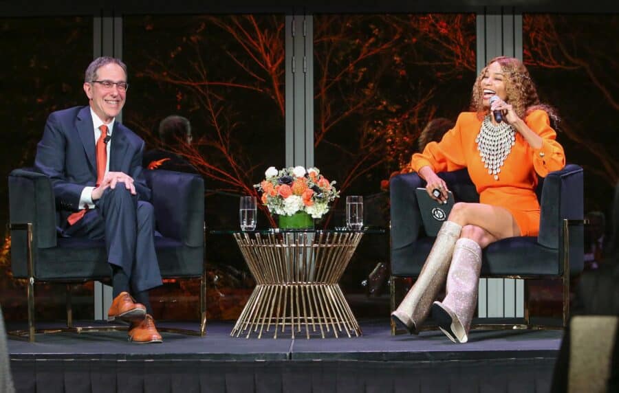 eisgruber_kwanzajones_la_2100x_011824